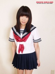 Japan Schoolgirl in black socks shows pussy