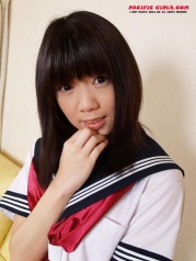 Japan Schoolgirl in black socks shows pussy