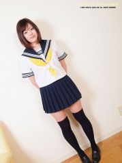 Japan schoolgirl in black socks pushed the vagina